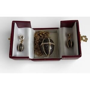 MMA Vintage Hinged Faberge Egg Style Pendant Necklace Earrings Box Set Grey